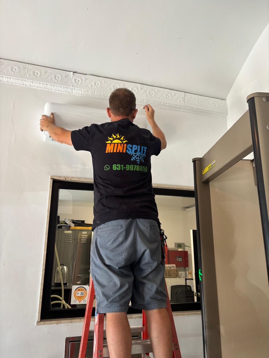 Finishing a wall-mounted mini-split installation